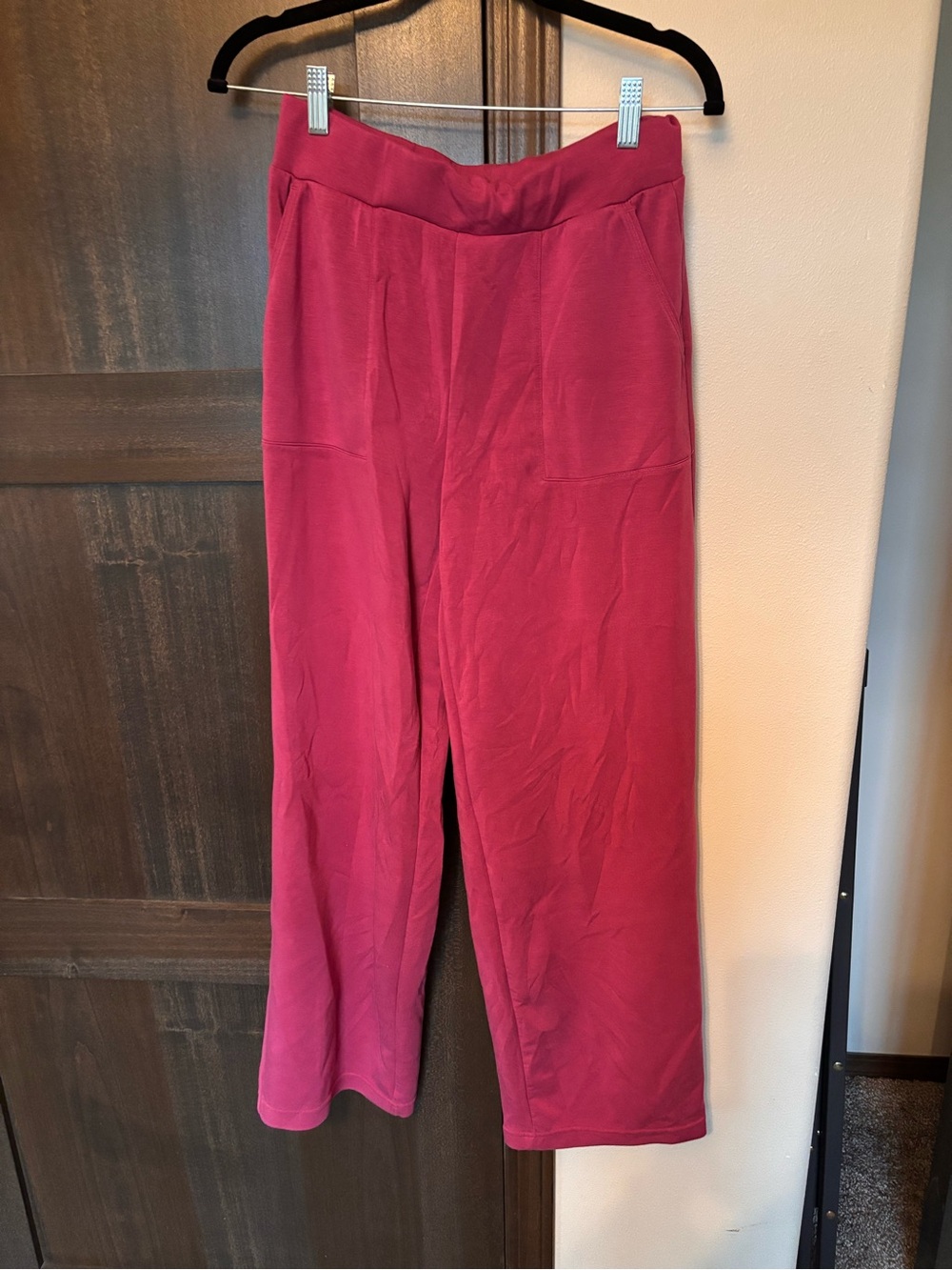 Mondetta Wide-Leg Pants in Berry Pink